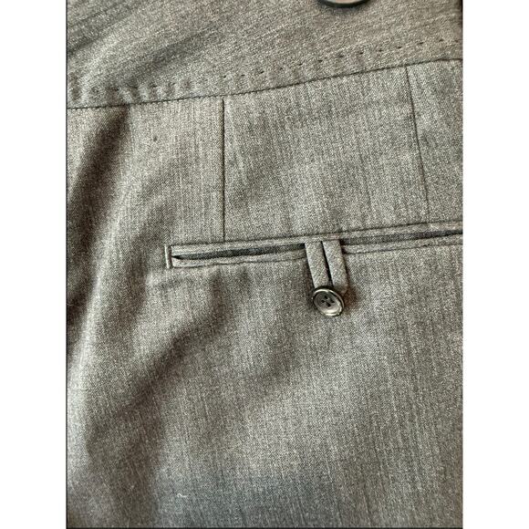 Jenni Kayne 2000's Women's Pleated Gray 100% Wool Tuxedo Shorts Size 6 - Picture 8 of 13